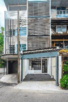 MWW633 ขาย ทาว์นโฮม 4 ชั้น ซอยสุขุมวิท 65